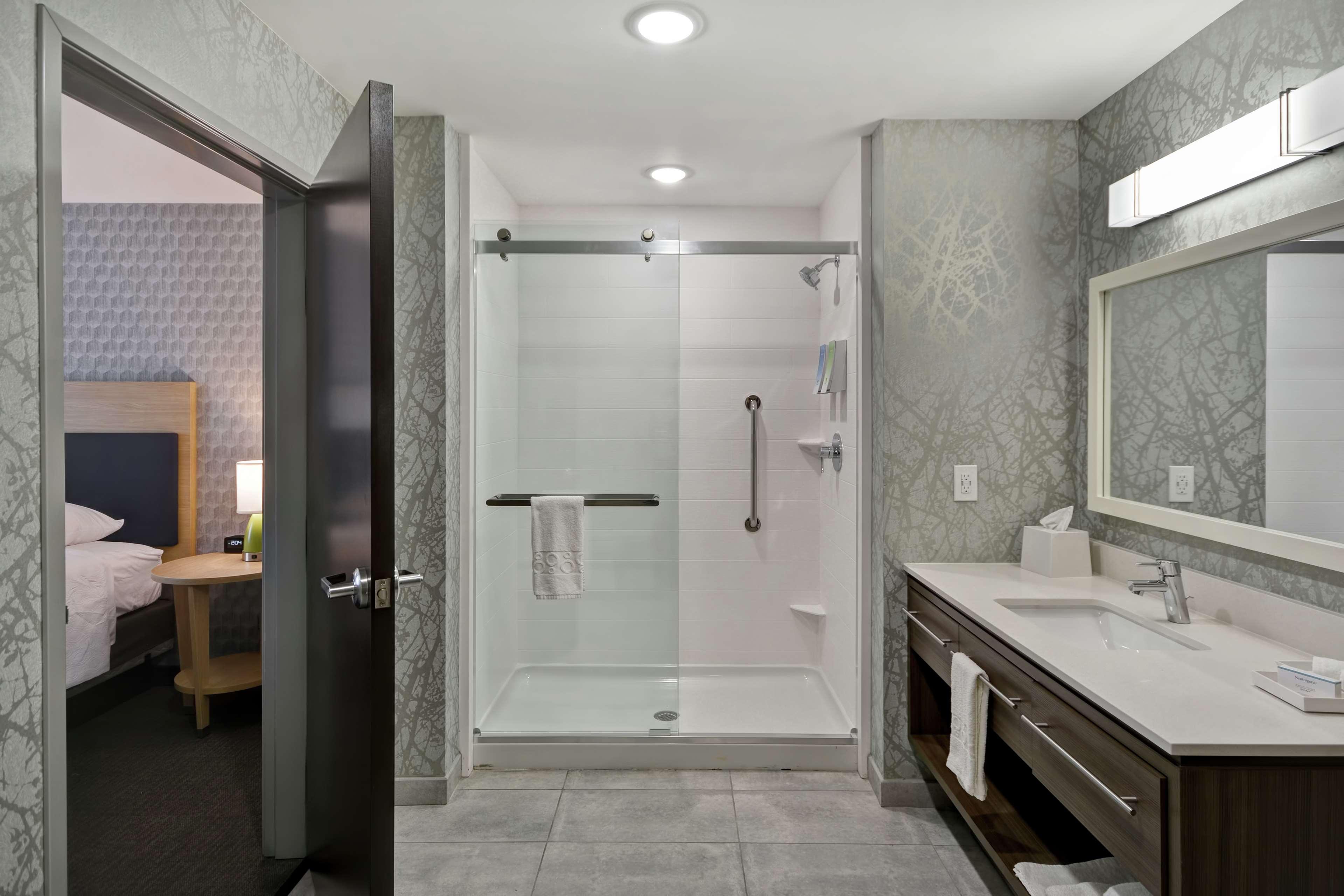 Home2 Suites By Hilton Grand Rapids North Walker Exteriör bild