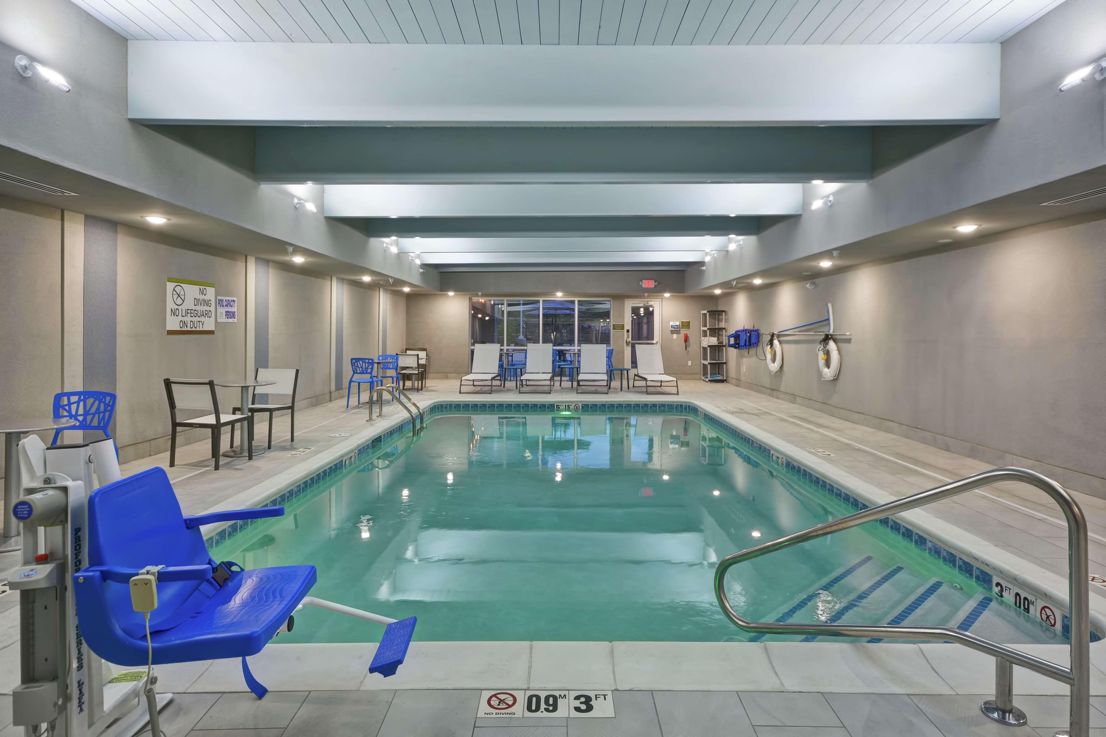 Home2 Suites By Hilton Grand Rapids North Walker Exteriör bild