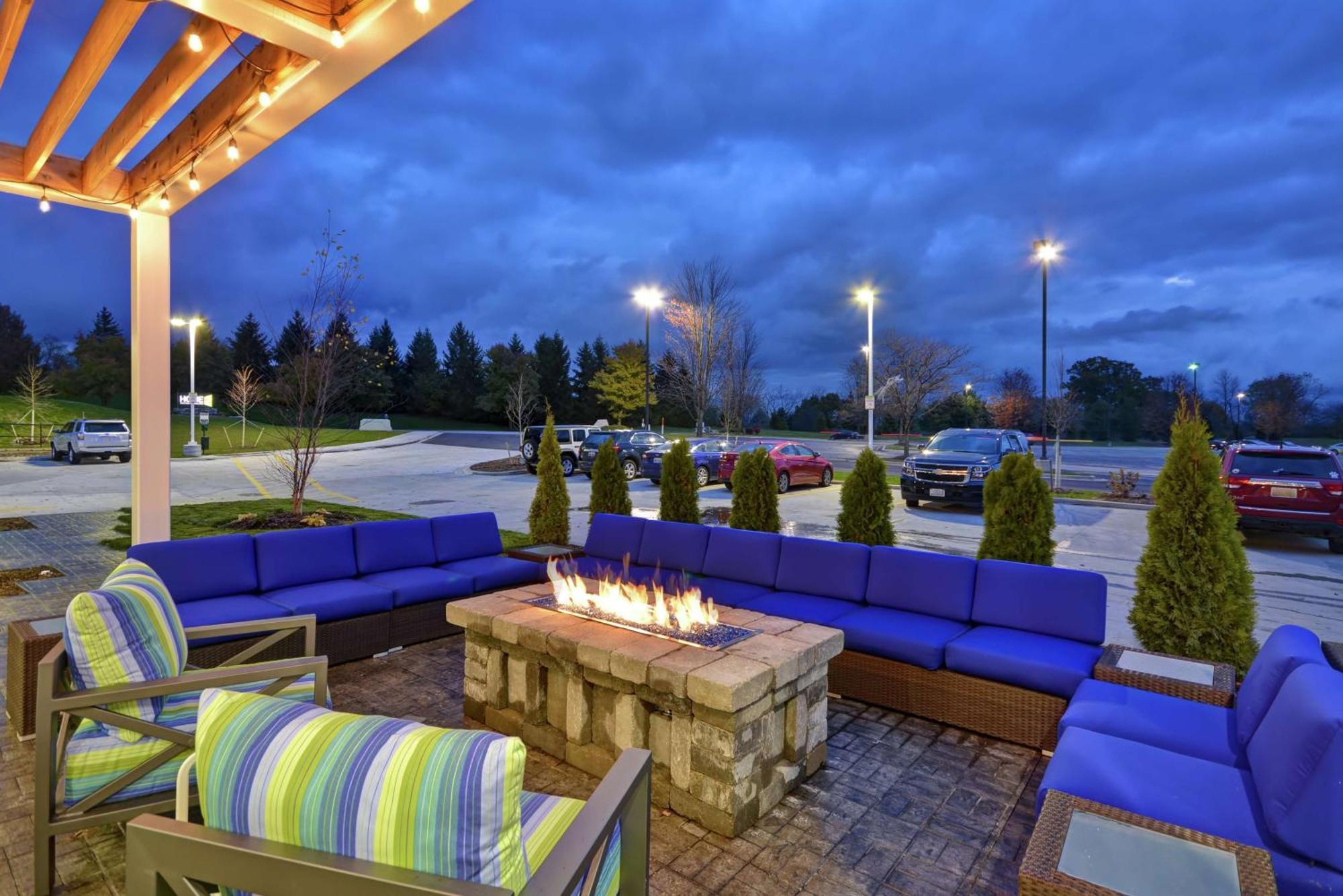 Home2 Suites By Hilton Grand Rapids North Walker Exteriör bild