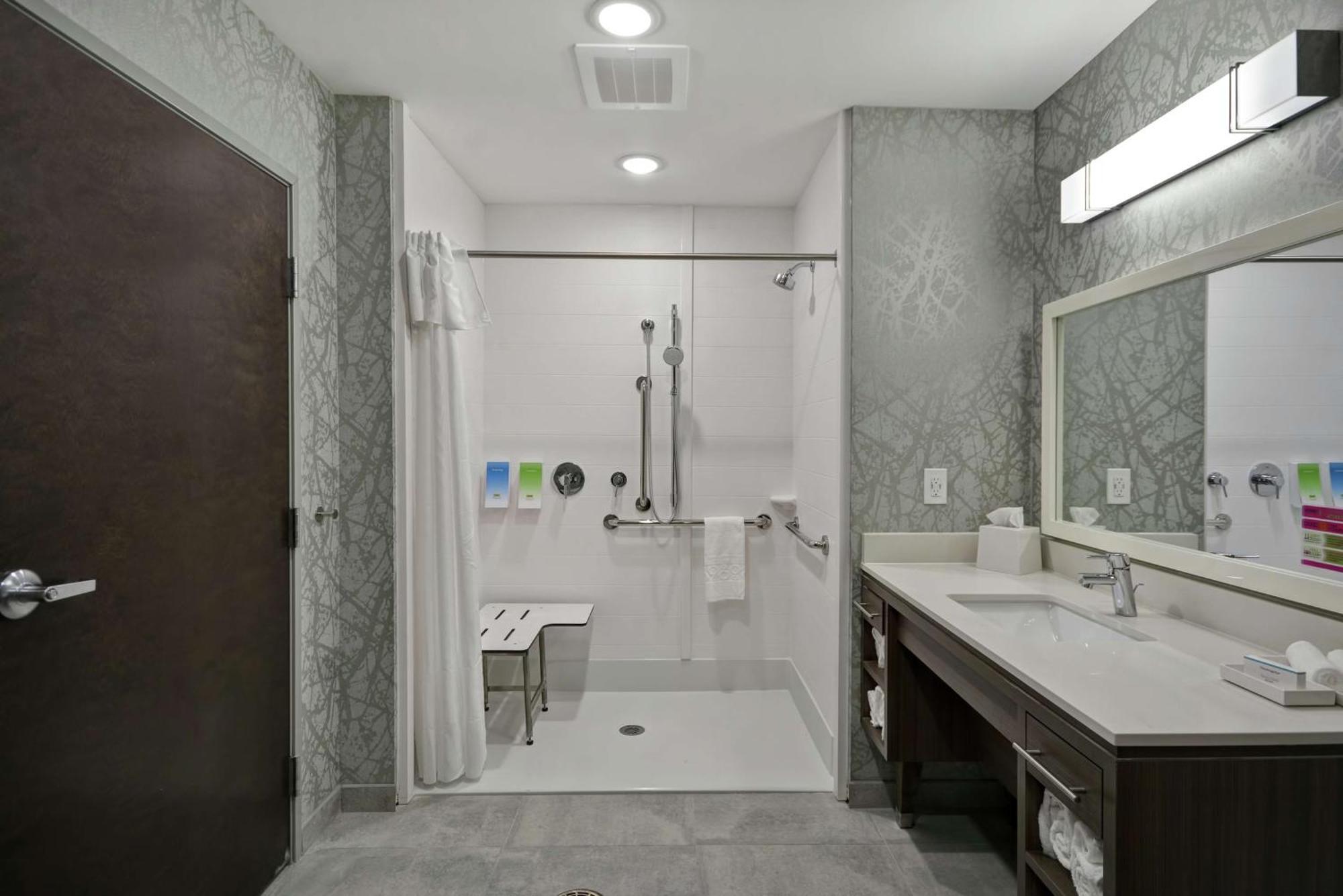 Home2 Suites By Hilton Grand Rapids North Walker Exteriör bild